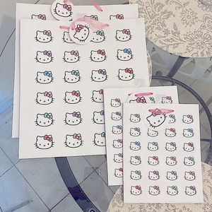 🎄🎀Hello Kitty Gift bags Bundle - White, Pink & Purple
